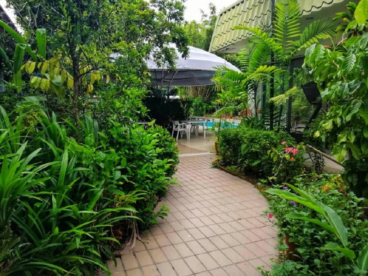 Terrace Hotel Bandar Seri Begawan Exterior foto